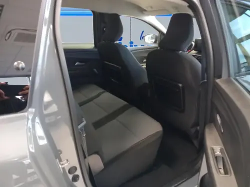 Dacia Jogger ECO-G 100 7 places GSR2 Extreme - Photo 17