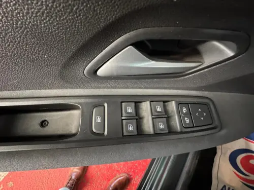 Dacia Sandero TCe 90 GSR2 Stepway Extreme - Photo 19