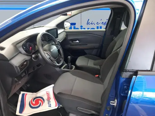 Dacia Sandero ECO-G 100 GSR2 Stepway Extreme + - Photo 9