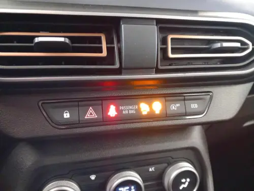 Dacia Sandero ECO-G 100 GSR2 Stepway Extreme + - Photo 22