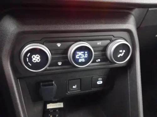 Dacia Sandero ECO-G 100 GSR2 Stepway Extreme + - Photo 23