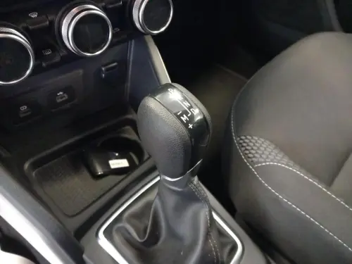 Dacia Duster TCe 150 FAP 4x2 EDC Prestige - Photo 14