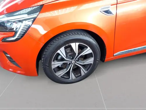 Renault Clio Clio E-Tech 140 - 21N Limited - Photo 8