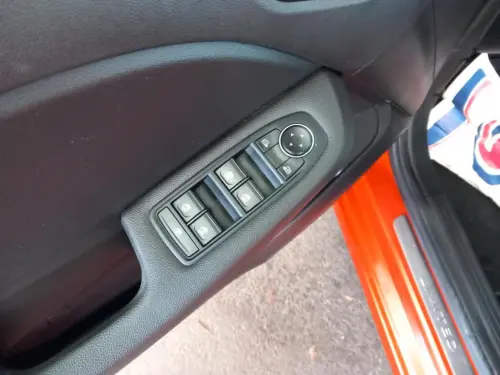 Renault Clio Clio E-Tech 140 - 21N Limited - Photo 10