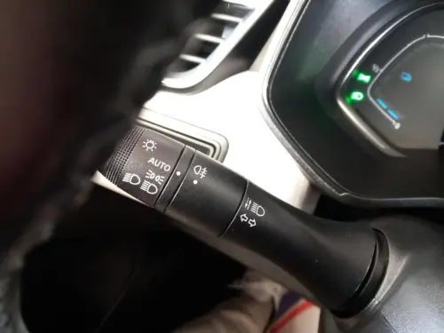 Renault Clio Clio E-Tech 140 - 21N Limited - Photo 24