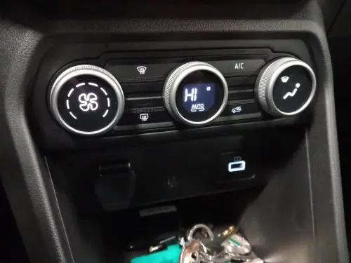 Dacia Sandero TCe 90 Stepway Expression - Photo 22