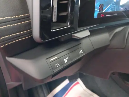 Renault Megane E-Tech Megane E-Tech EV60 220 ch super charge Iconic - Photo 19