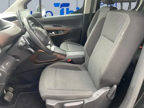 Peugeot Rifter Standard BlueHDi 130 S&S EAT8 GT Line - Photo 9