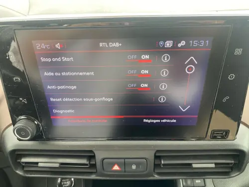 Peugeot Rifter Standard BlueHDi 130 S&S EAT8 GT Line - Photo 21