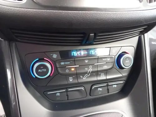 Ford C-Max 1.0 EcoBoost 125 S&S Titanium - Photo 21