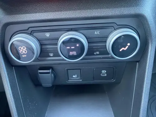 Dacia Jogger Hybrid 140 7 places GSR2 Extreme + - Photo 22