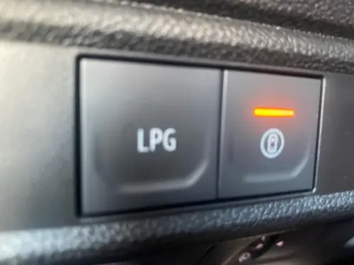 Dacia Sandero ECO-G 100 GSR2 Stepway Extreme - Photo 24