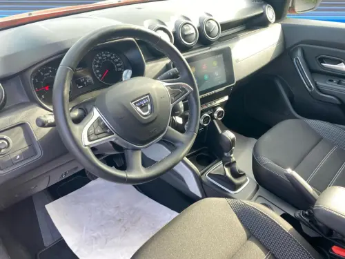 Dacia Duster TCe 150 FAP 4x2 EDC Prestige - Photo 11