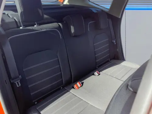 Dacia Duster TCe 150 FAP 4x2 EDC Prestige - Photo 17