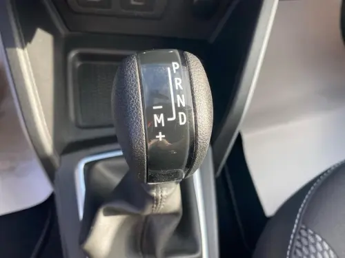 Dacia Duster TCe 150 FAP 4x2 EDC Prestige - Photo 22