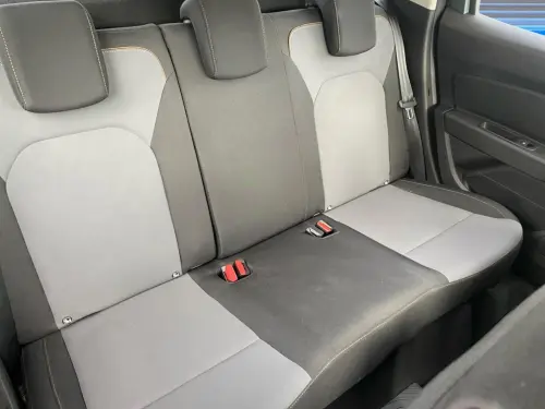 Dacia Duster Blue dCi 115 4x2 Extreme - Photo 17