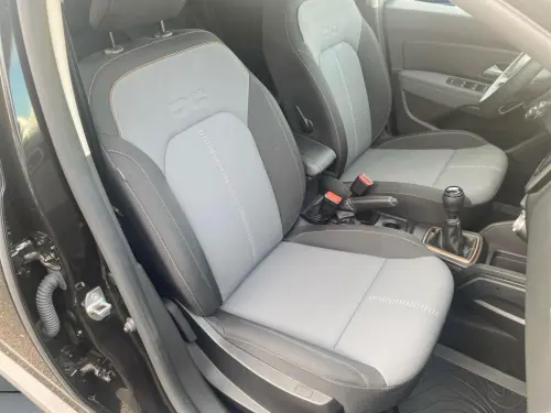 Dacia Duster Blue dCi 115 4x2 Extreme - Photo 16