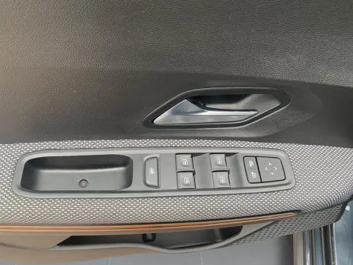 Dacia Sandero TCe 90 - 22 Stepway Confort - Photo 10