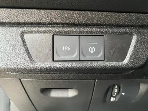 Dacia Sandero ECO-G 100 GSR2 Stepway Extreme - Photo 19