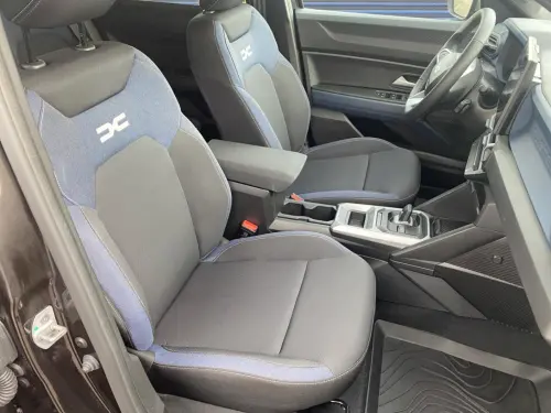 Dacia Duster Hybrid 140 Journey - Photo 16