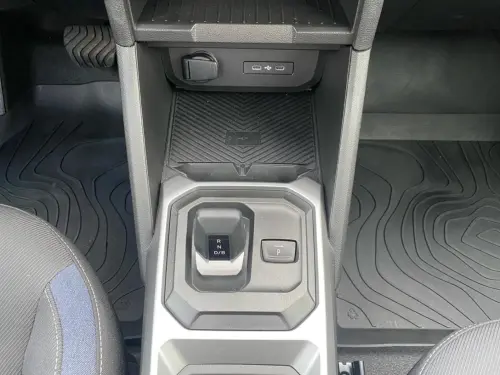 Dacia Duster Hybrid 140 Journey - Photo 14