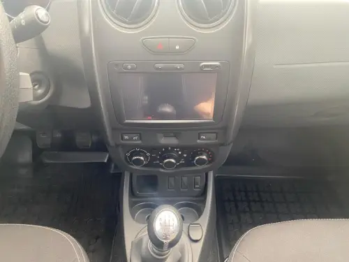 Dacia Duster 1.5 dCi 110 4x2 Prestige - Photo 14