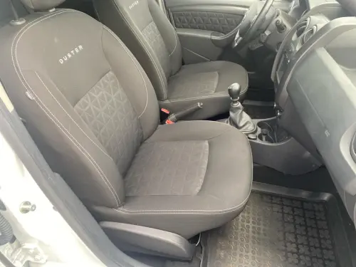Dacia Duster 1.5 dCi 110 4x2 Prestige - Photo 16