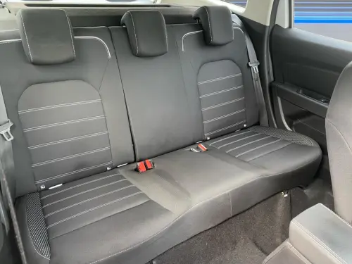 Dacia Duster Blue dCi 115 4x2 Prestige + - Photo 17