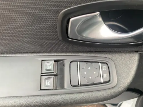 Renault Clio Clio dCi 75 E6C Business - Photo 10