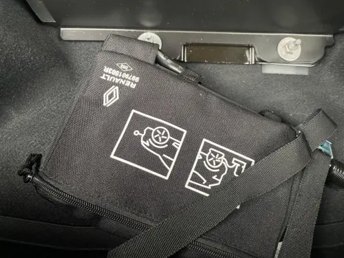 Renault Austral E-Tech hybrid 200 Iconic esprit Alpine - Photo 19