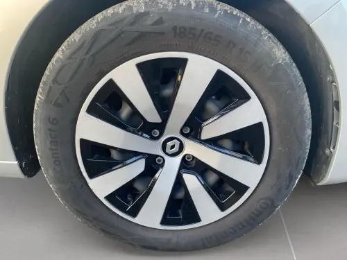 Renault Clio Clio TCe 90 Equilibre - Photo 8