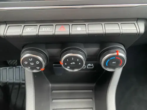 Renault Clio Clio TCe 90 Equilibre - Photo 21