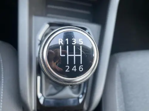 Renault Clio Clio TCe 90 Equilibre - Photo 24