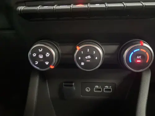 Renault Clio Clio TCe 90 Equilibre - Photo 22