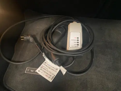 Renault Twingo E-Tech Twingo III E-Tech SL Urban Night - Photo 19