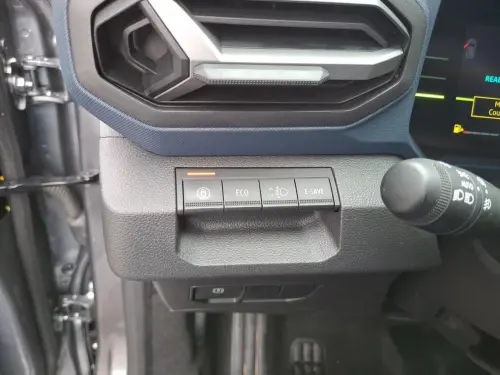 Dacia Duster Hybrid 140 4x2 Journey - Photo 23