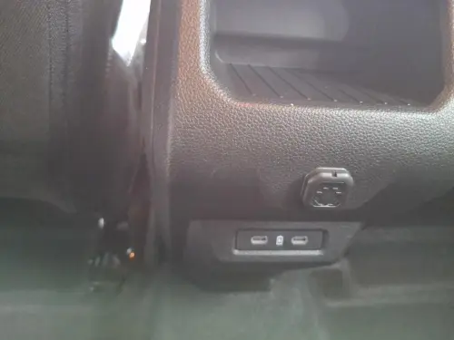 Dacia Duster Hybrid 140 4x2 Journey - Photo 24