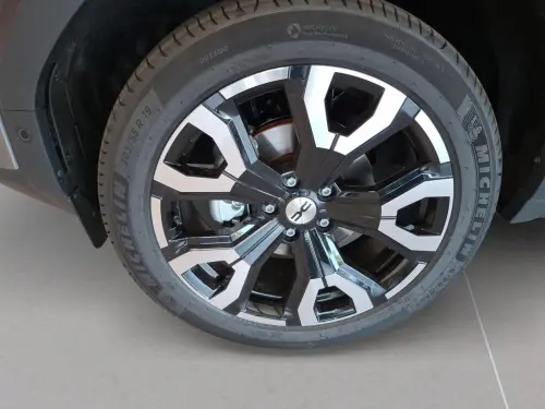 Dacia Bigster Hybrid 155 Journey - Photo 8