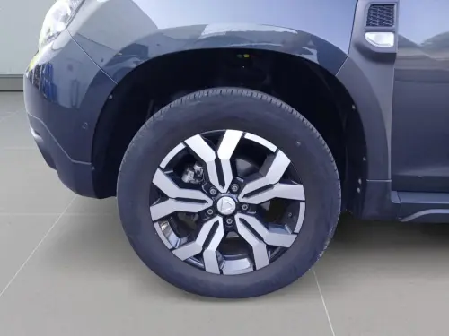 Dacia Duster TCe 150 FAP 4x2 EDC Prestige - Photo 8