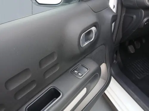 Citroën C3 BlueHDi 100 S&S BVM6 Feel - Photo 10
