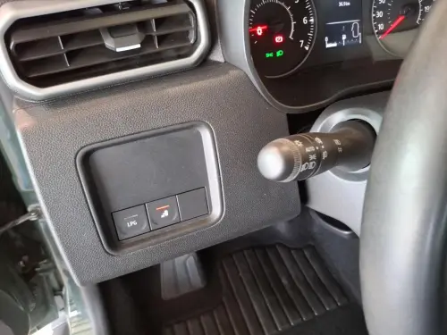 Dacia Duster ECO-G 100 4x2 Journey - Photo 23