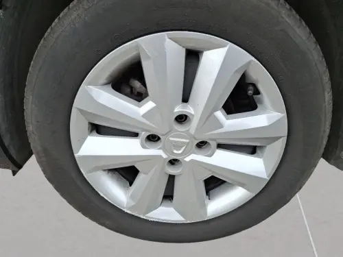 Dacia Sandero SCe 65 - 22 Confort - Photo 8
