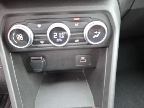 Dacia Sandero SCe 65 - 22 Confort - Photo 24