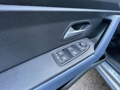 Dacia Duster Hybrid 140 Journey - Photo 10