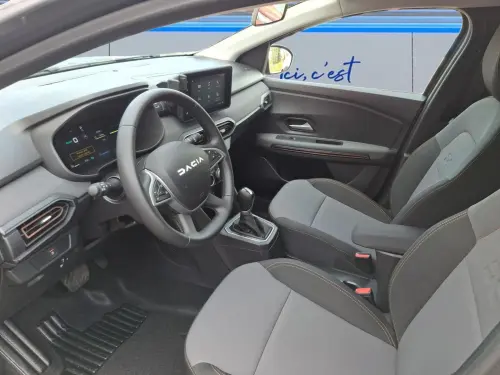 Dacia Jogger Hybrid 140 7 places GSR2 Extreme - Photo 9