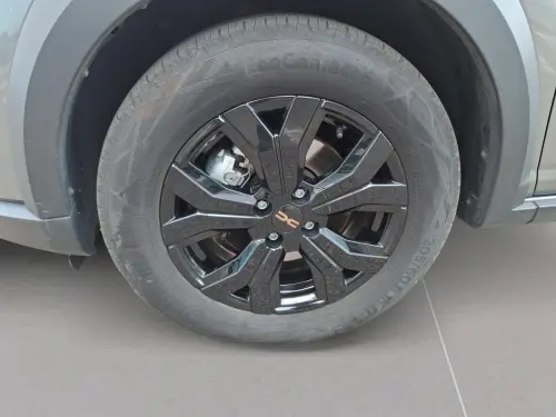 Dacia Jogger Hybrid 140 7 places GSR2 Extreme - Photo 8