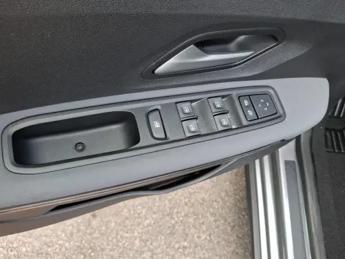 Dacia Jogger Hybrid 140 7 places GSR2 Extreme - Photo 10