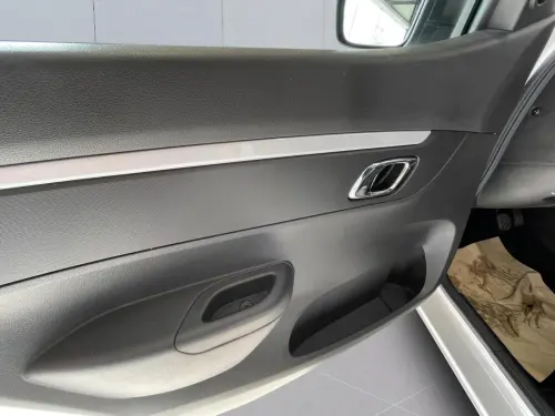 Dacia Spring Essential -23B - Photo 10