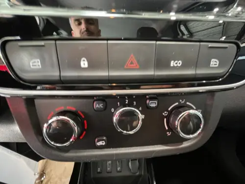 Dacia Spring Essential -23B - Photo 21