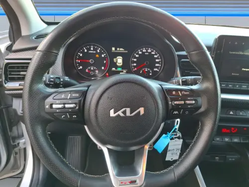 Kia Stonic 1.0 T-GDi 100 ch BVM6 GT Line - Photo 12